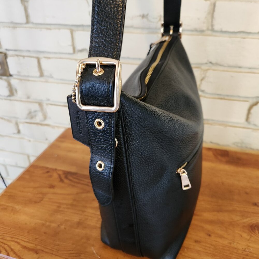 Euc Coach Black Leather Shoulder Bag - Picture 8 of 12